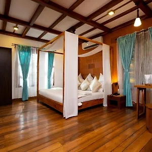 Little Chembaka Kumarakom